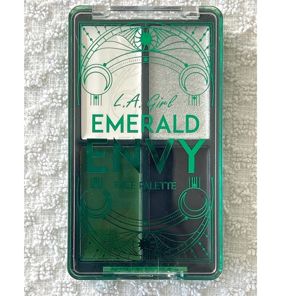 LA Girl Emerald Envy Face Palette Eyeshadow Green Silver Black White
